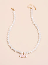 Load image into Gallery viewer, Pearl Heart Charm Necklace
